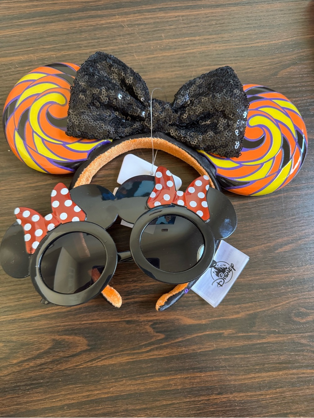 NWT Disney Halloween Orange Black Lollipop Minnie Mouse Ears & Sunglasses Set